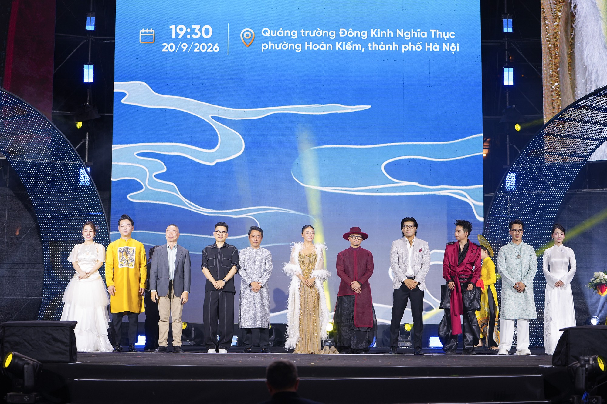 Toàn cảnh lễ bế mạc Festival Thăng Long - Hà Nội 2026: Di sản được trao truyền, sáng tạo và tiếp nối - Ảnh 6.
