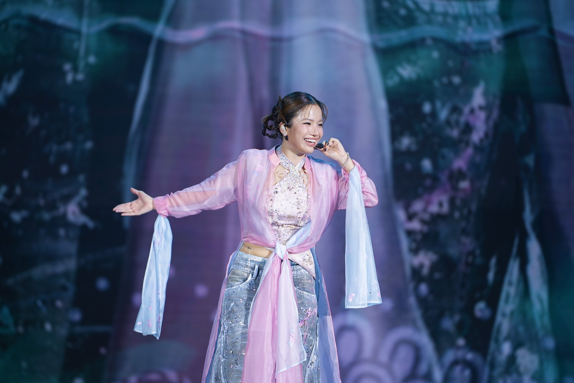 Toàn cảnh lễ bế mạc Festival Thăng Long - Hà Nội 2026: Di sản được trao truyền, sáng tạo và tiếp nối - Ảnh 12.