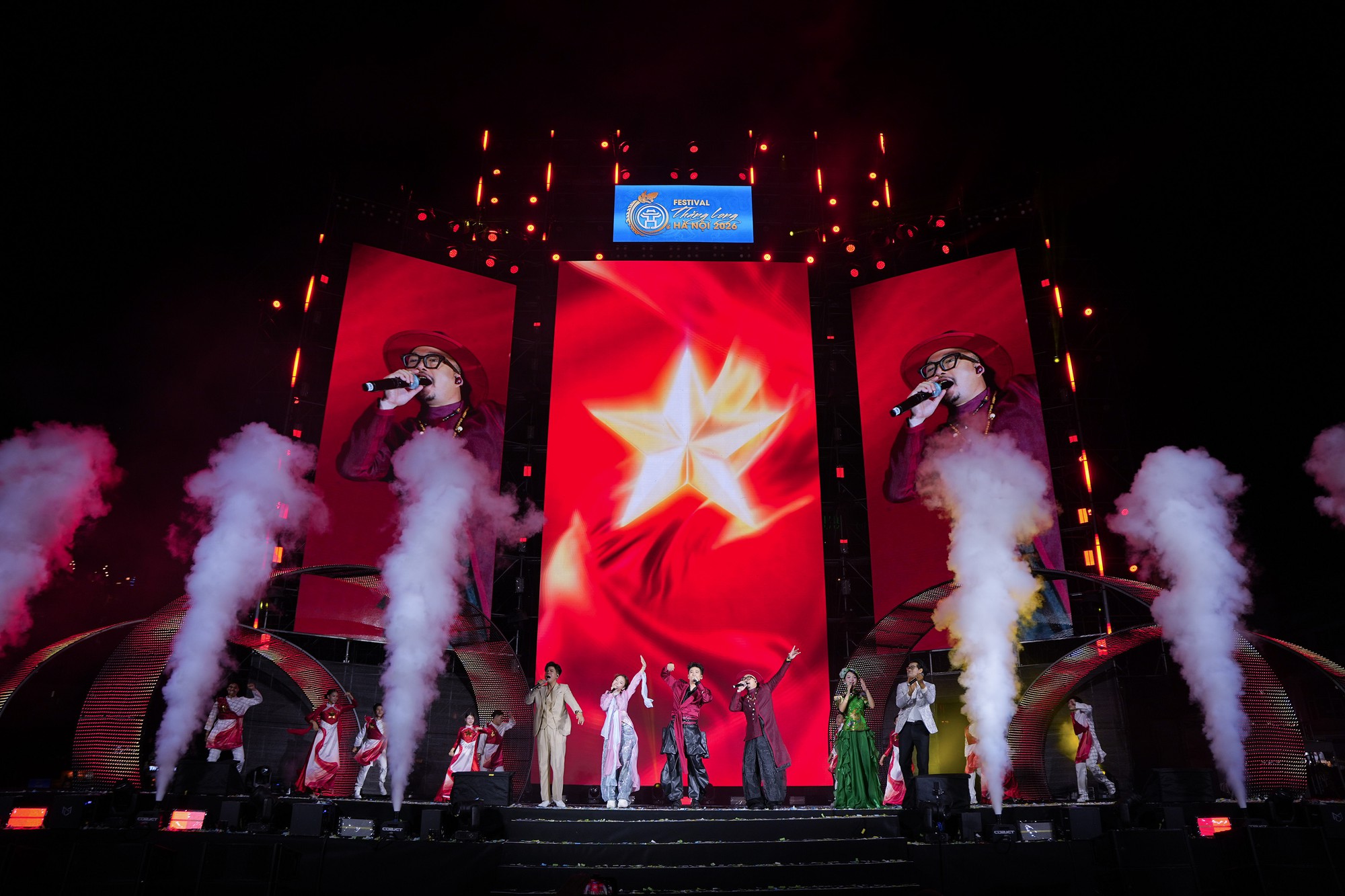 Toàn cảnh lễ bế mạc Festival Thăng Long - Hà Nội 2026: Di sản được trao truyền, sáng tạo và tiếp nối - Ảnh 17.