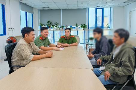 C&ocirc;ng an x&aacute;c minh giao dịch 464.000.000 đồng của t&agrave;i xế L&ecirc; Huy Thanh: Gia đ&igrave;nh một học sinh lập tức b&aacute;o ng&acirc;n h&agrave;ng kh&oacute;a t&agrave;i khoản- Ảnh 1.