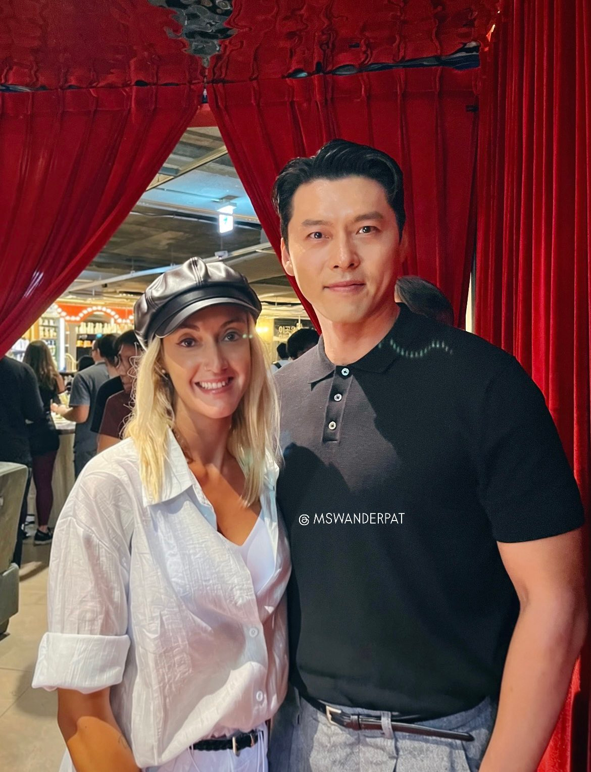 Viral khoảnh khắc Hyun Bin nhìn 1 dấu hiệu của Son Ye Jin rồi... sốc nặng!- Ảnh 2.