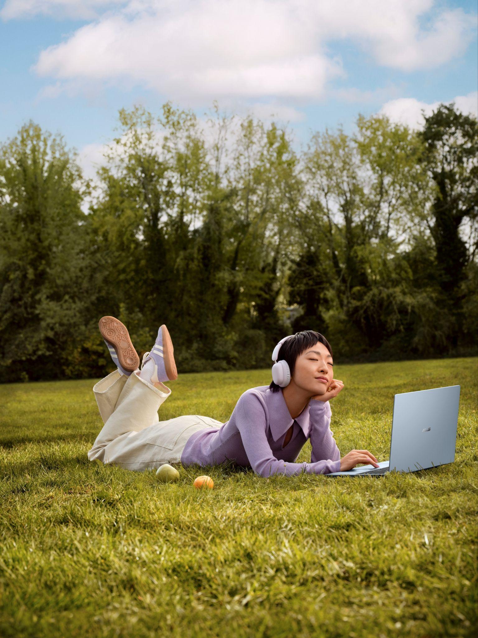 Một ngày học 3 nơi, laptop 1,28 kg tạo khác biệt thế nào? - Ảnh 3.