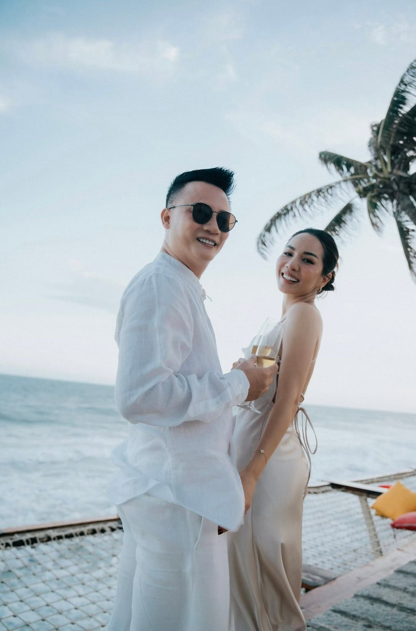 Nam nghệ sĩ Việt cưới vợ miền T&acirc;y, sở hữu biệt thự nh&agrave; vườn rộng 500m&sup2; - Ảnh 1.