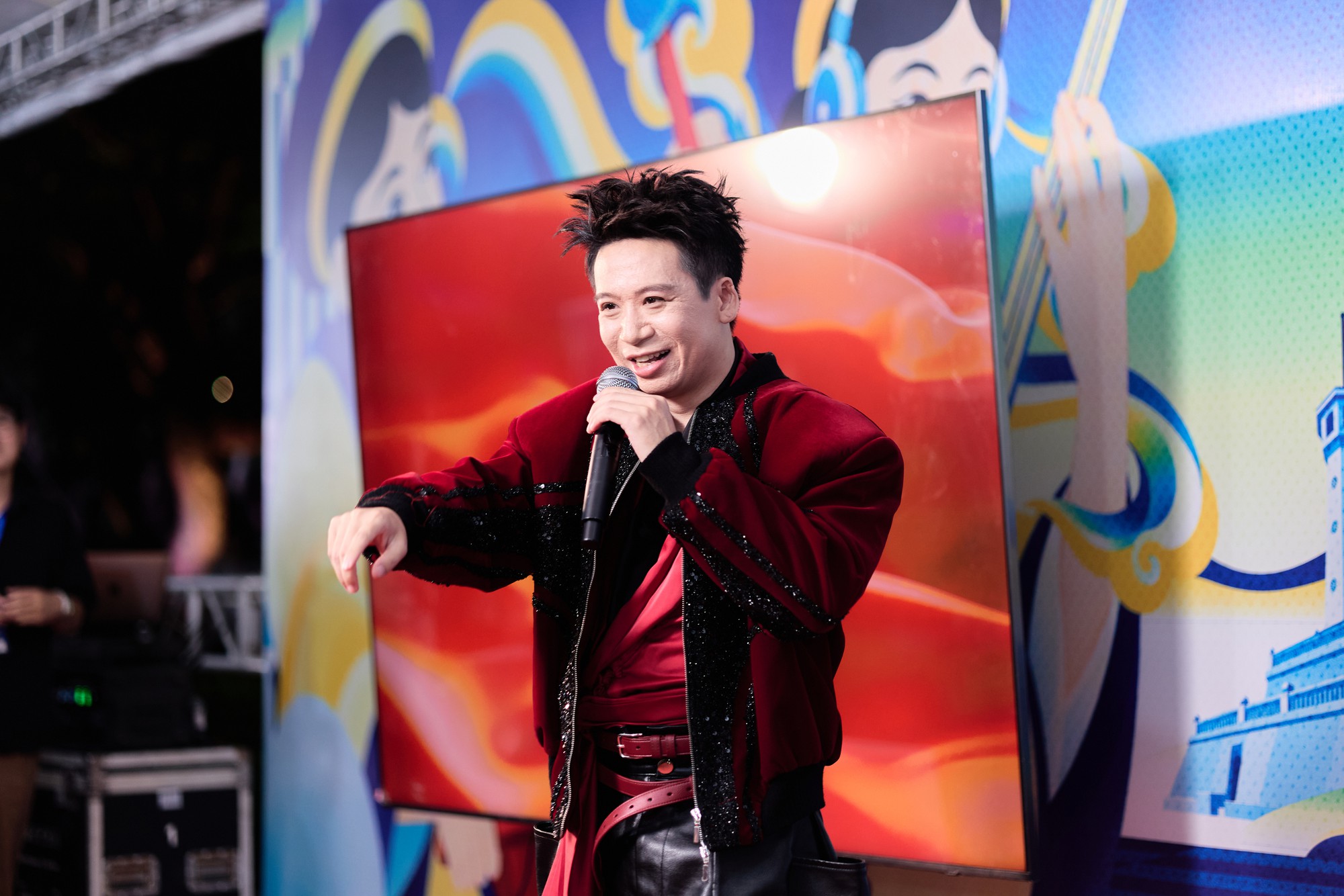 Nhìn lại 2 ngày cuối tuần tại Booth Fandom Yêu Nước: Dàn KOL đổ bộ, Văn Mai Hương - Đỗ Hoàng Hiệp giao lưu cực nhiệt- Ảnh 10.