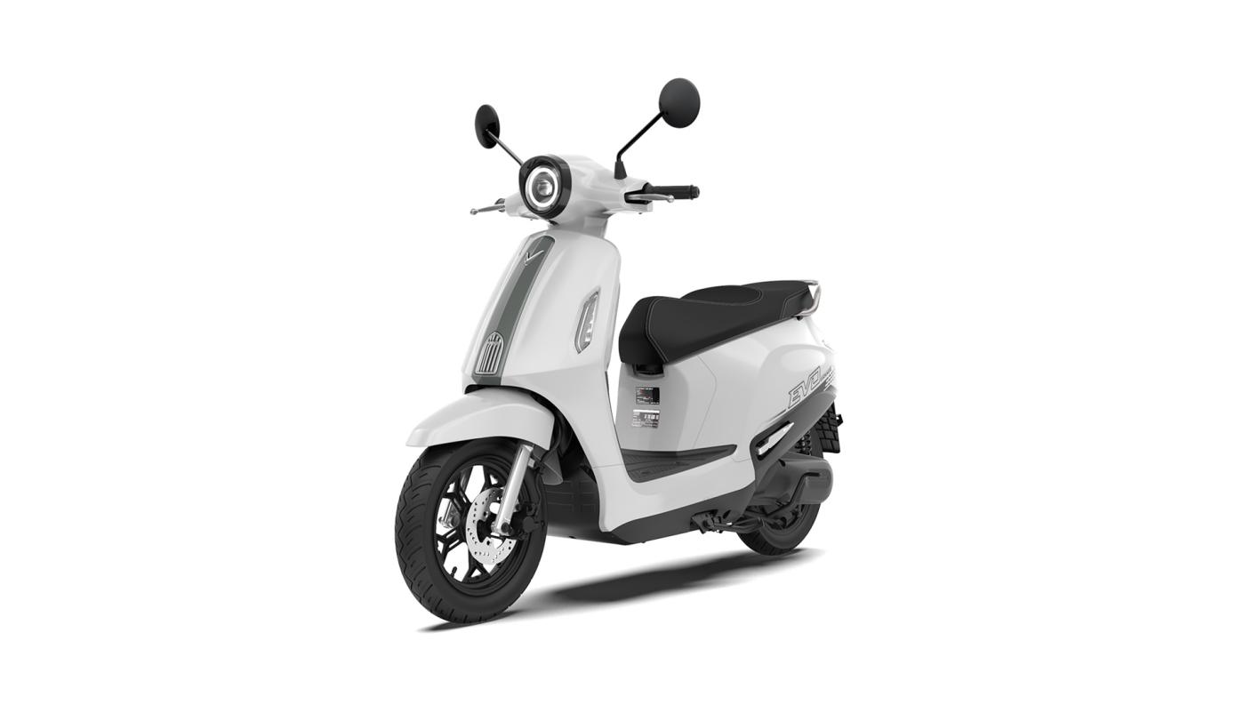 VinFast ra mắt Evo Grand thế hệ mới - Xe m&aacute;y điện đi được 262 km sau mỗi lần sạc - Ảnh 1.