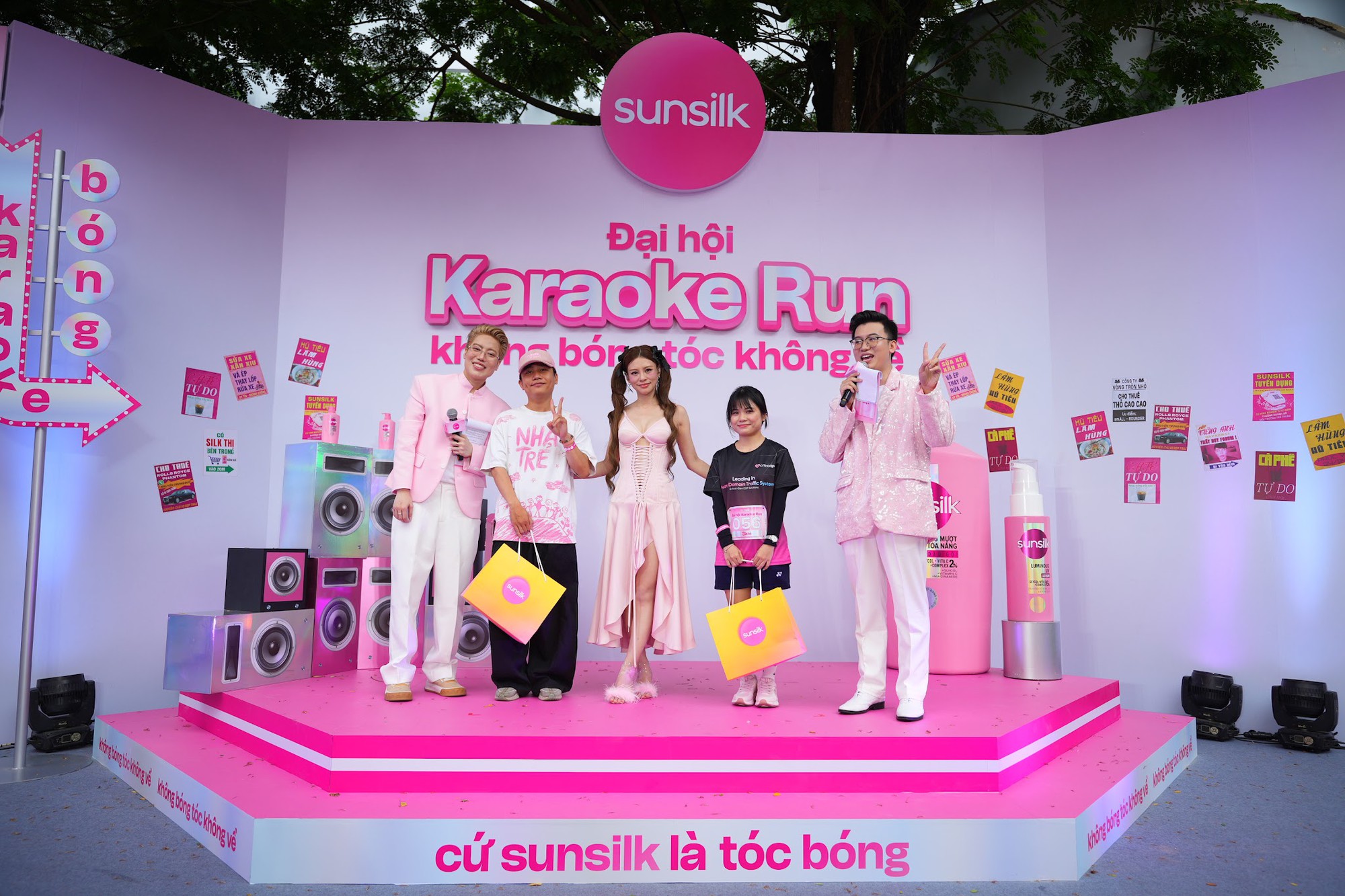 Huy Forum với “bài ca IELTS” thì quen rồi, còn Huy Forum quẩy Karaoke Run cùng Sunsilk thì sao? - Ảnh 2.