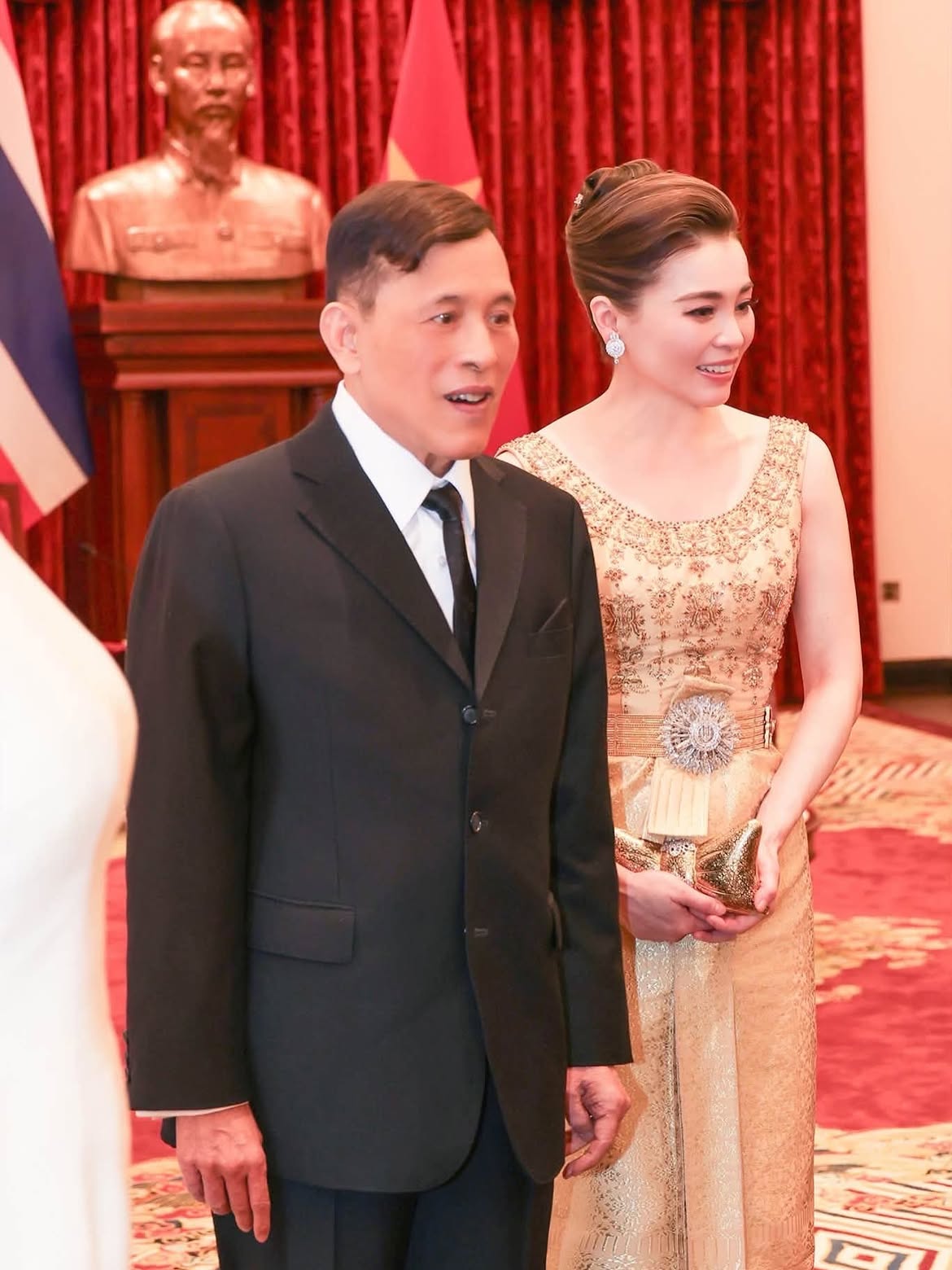 Chiếc thắt lưng kim cương hơn 100 năm tuổi của Ho&agrave;ng hậu Th&aacute;i Lan - Ảnh 3.
