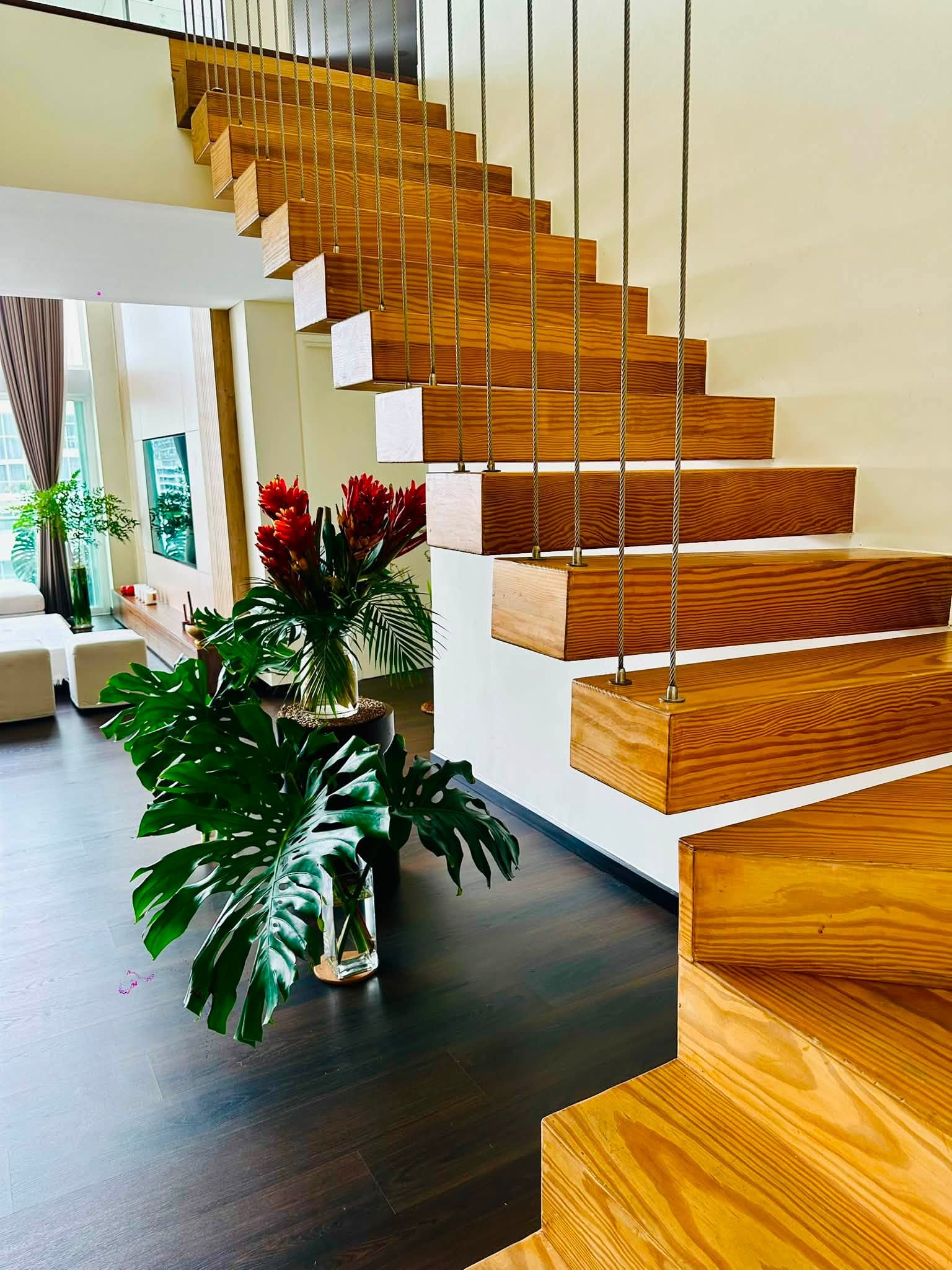 Mỹ nh&acirc;n Việt cưới chồng T&acirc;y hơn 8 tuổi, sống trong penthouse rộng 280m&sup2;, đẹp xịn từng centimet- Ảnh 5.