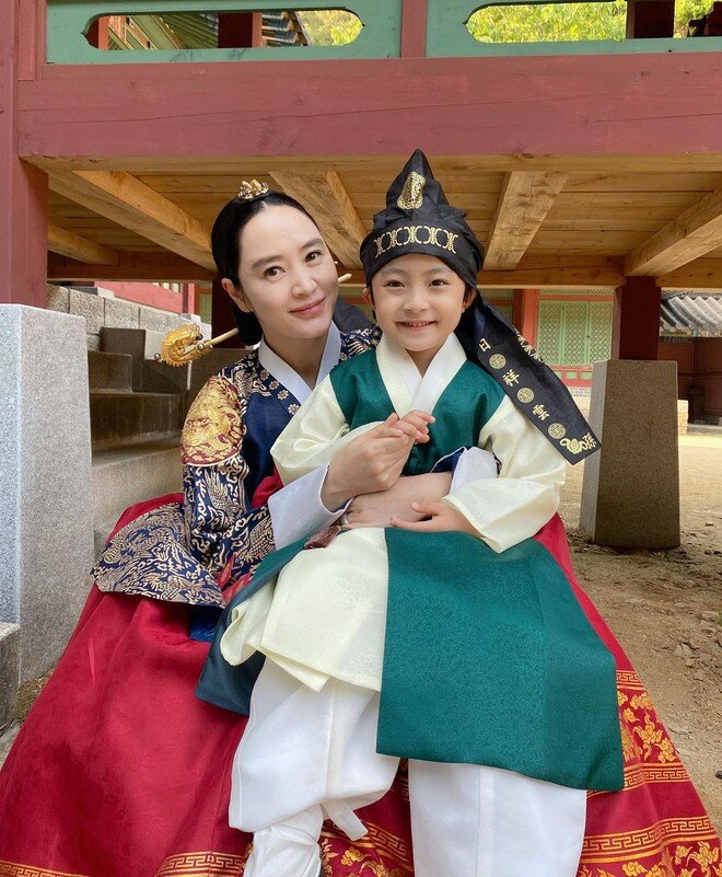 Tình hình mới nhất của "con gái" Kim Tae Hee- Ảnh 6.