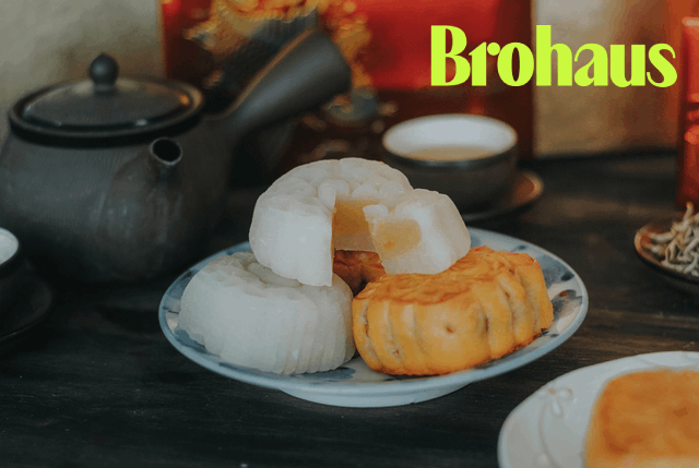 B&aacute;nh nướng hay b&aacute;nh dẻo ngon hơn? C&acirc;u trả lời lại kh&ocirc;ng nằm ở hộp b&aacute;nh Trung thu - Ảnh 3.
