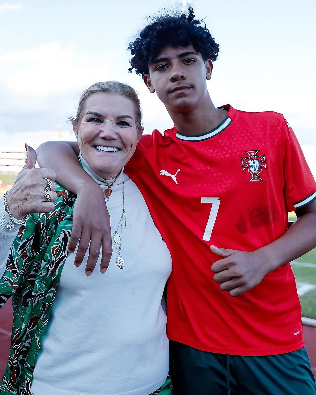 Con trai Ronaldo 16 tuổi cao 1m90, đã ghi hơn 100 bàn thắng - Ảnh 3.