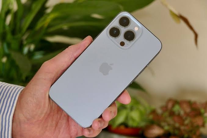 5 chiếc iPhone cũ giảm gi&aacute; mạnh, đ&aacute;ng mua nhất sau khi iPhone 18 Pro Max ra mắt - Ảnh 3.