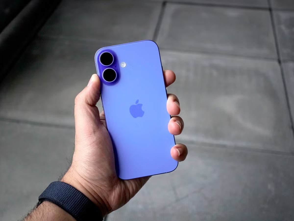 5 chiếc iPhone cũ giảm gi&aacute; mạnh, đ&aacute;ng mua nhất sau khi iPhone 18 Pro Max ra mắt - Ảnh 2.