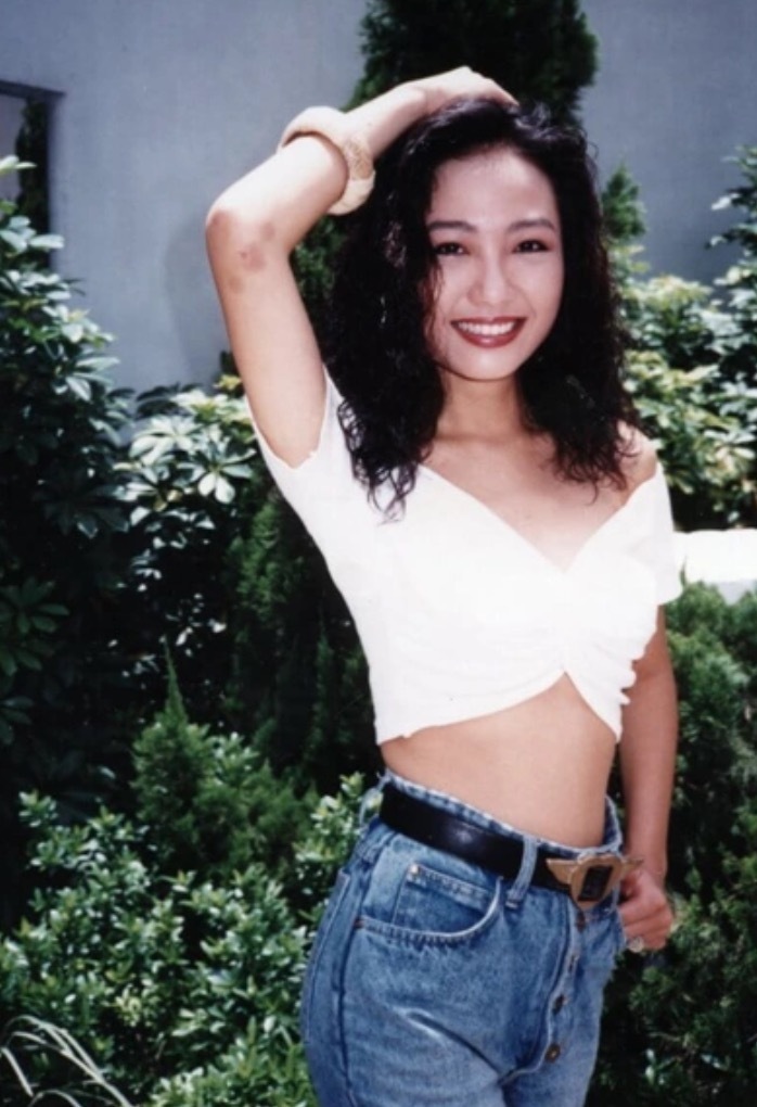 "&Aacute; hậu đẹp nhất m&agrave;n ảnh" bỏ showbiz th&agrave;nh ph&uacute; b&agrave;, tuổi 61 vẫn độc th&acirc;n quyến rũ- Ảnh 2.