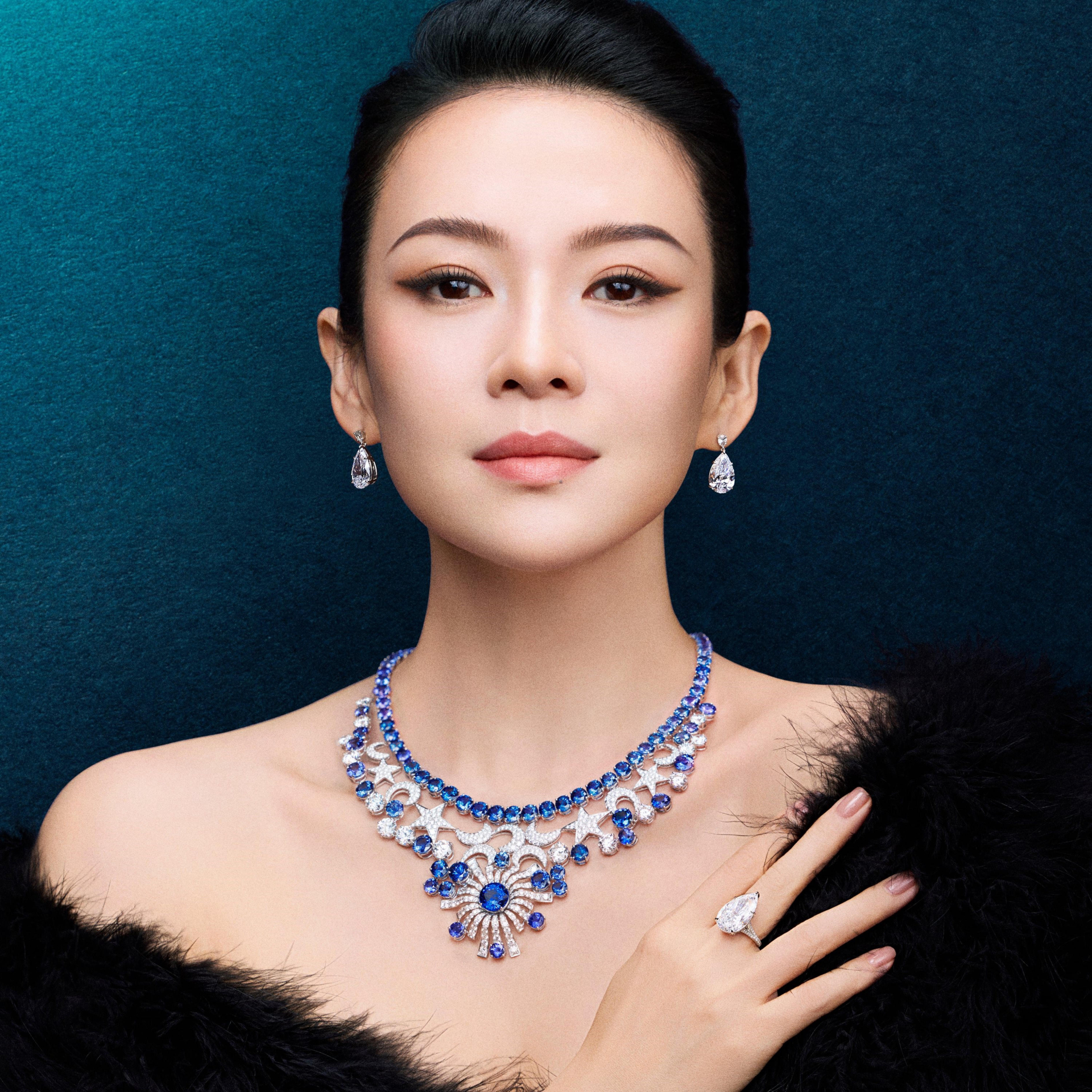 Chương Tử Di mặt mũi sưng phồng đến mức mở mắt kh&ocirc;ng nổi tr&ecirc;n s&oacute;ng truyền h&igrave;nh- Ảnh 7.