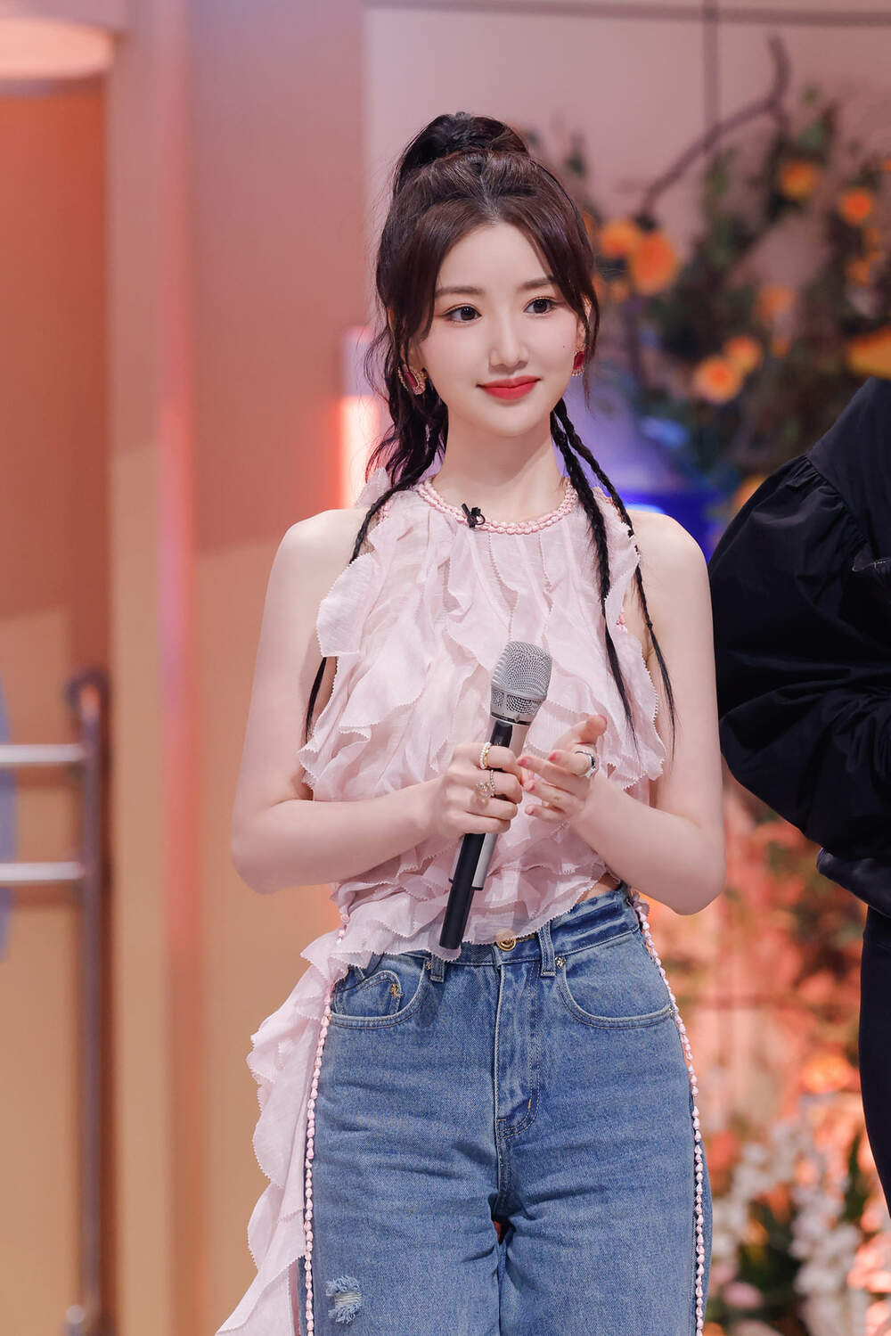 Ngọc nữ showbiz tung CCTV bạn trai ngoại t&igrave;nh với nữ diễn vi&ecirc;n G. tại nh&agrave; ri&ecirc;ng, khiến đ&agrave;ng trai mất hết sự nghiệp sau một đ&ecirc;m- Ảnh 6.