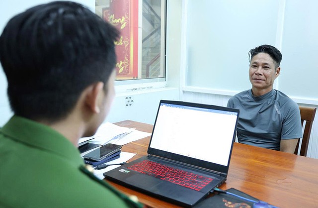 C&ocirc;ng an điều tra c&aacute;c khoản giao dịch từ 1 triệu đồng đến 10 triệu đồng: Tạm giữ h&igrave;nh sự Trần H&ugrave;ng Hậu SN 1977- Ảnh 1.