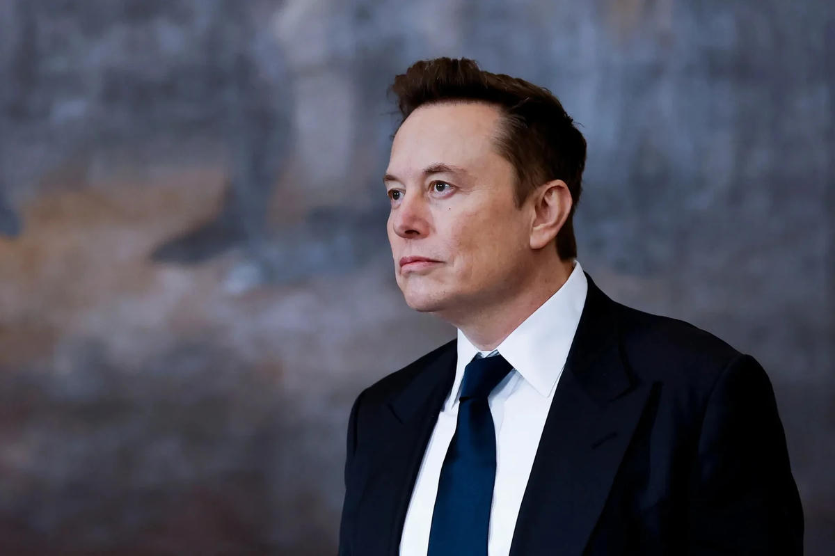 Elon Musk "k&ecirc;u trời", tương lai con người bị thay thế đang đến gần? - Ảnh 1.