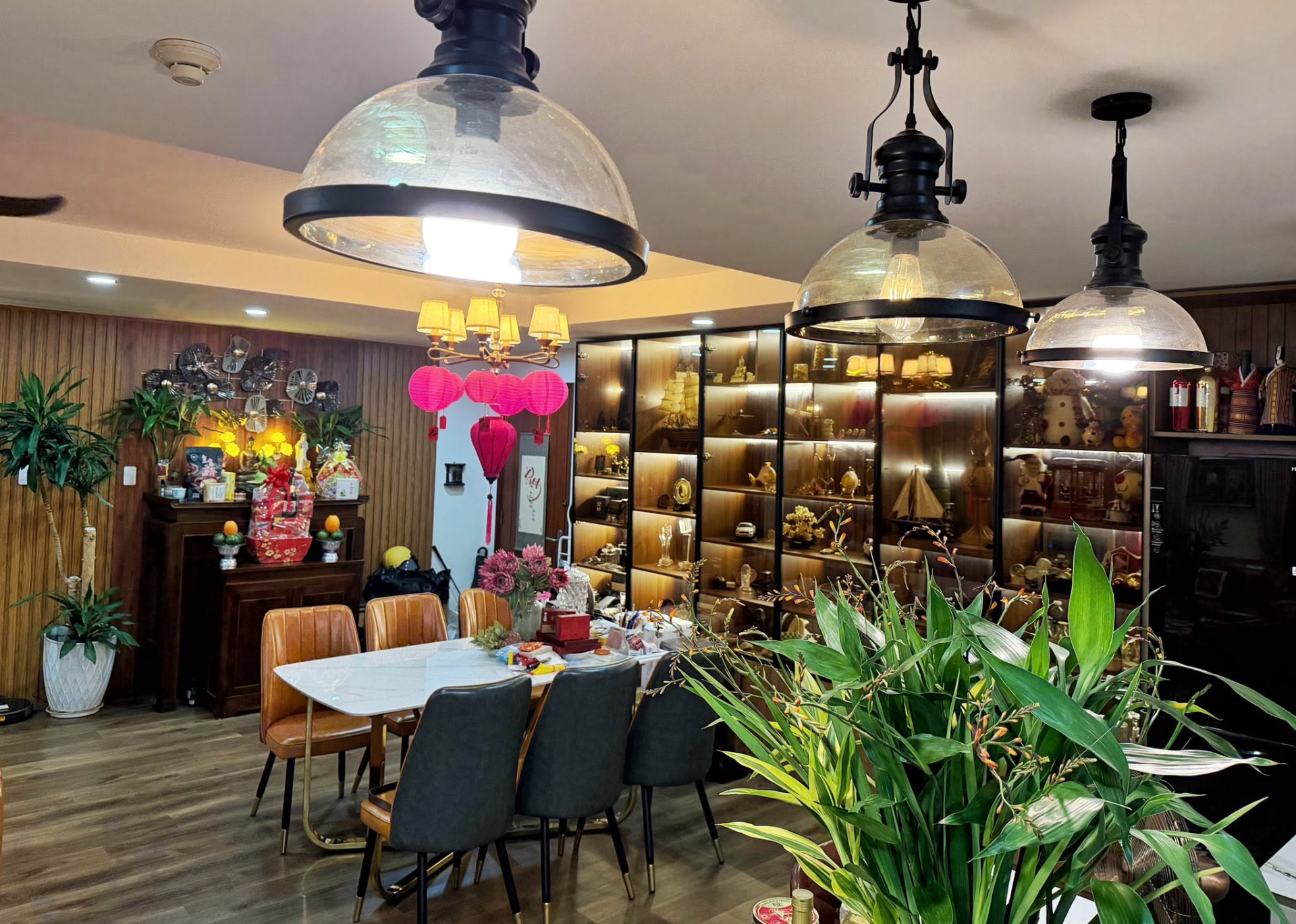 Kỹ sư tốt nghiệp bằng giỏi ĐH B&aacute;ch khoa TP.HCM: Bỏ nghề đi l&agrave;m MC, b&aacute;n th&ecirc;m chả c&aacute;- Ảnh 6.