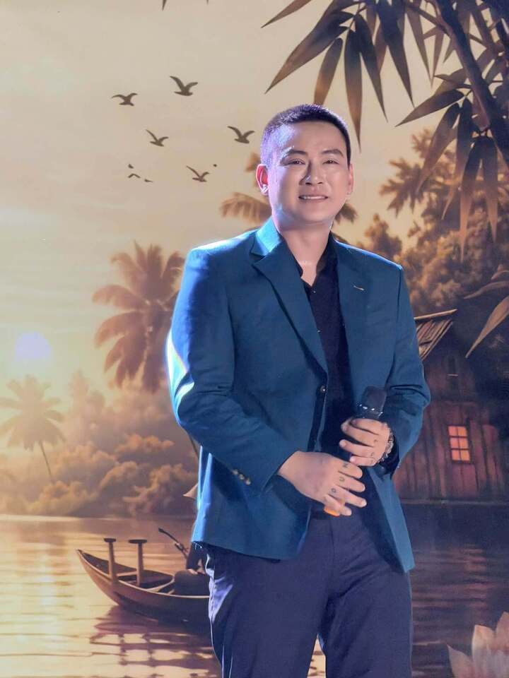 Qu&aacute;n qu&acirc;n Gương Mặt Th&acirc;n Quen: Người rời showbiz, người đổi đời nhờ gameshow- Ảnh 4.