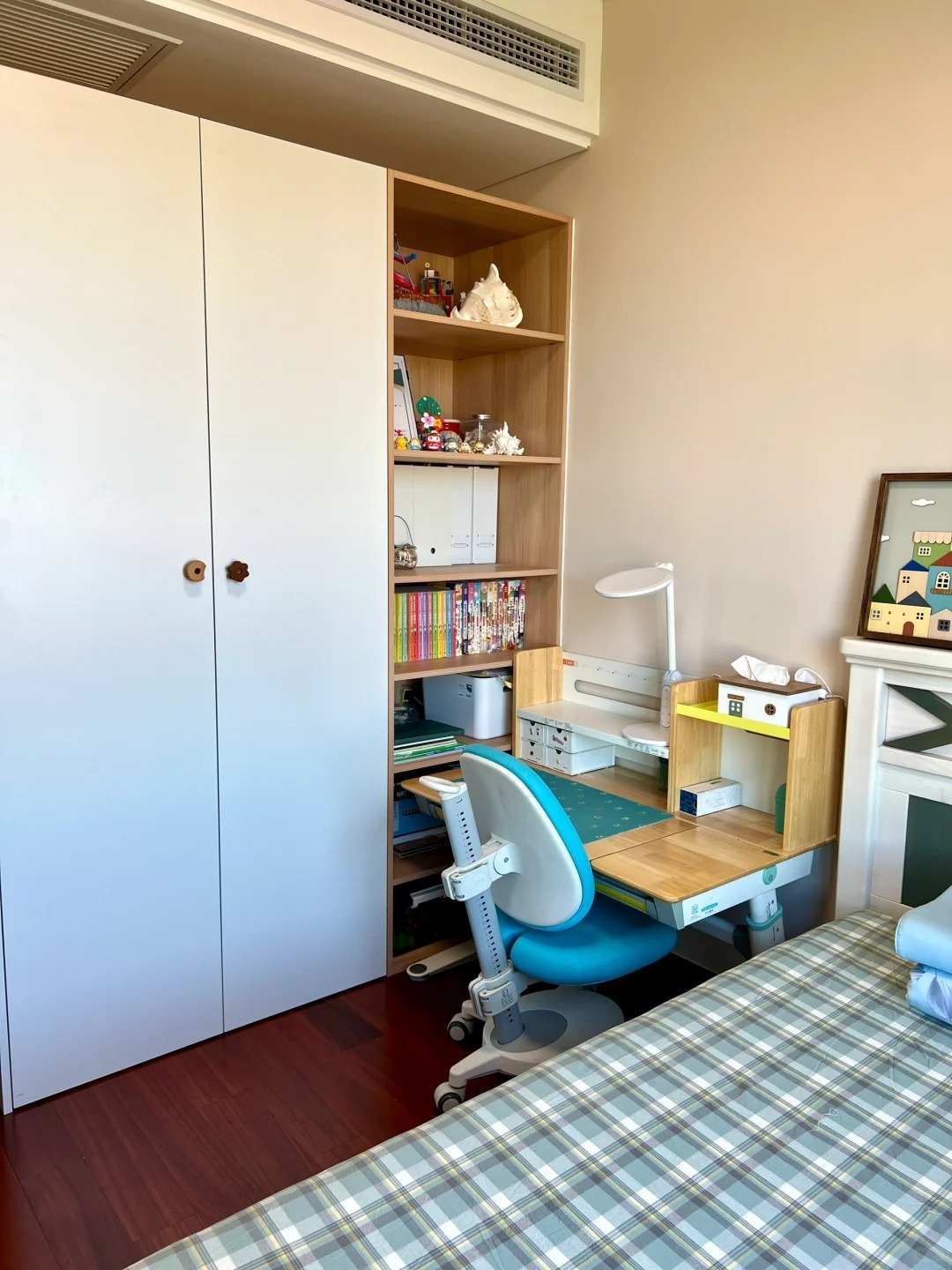 Nhà 140m² có cả người già lẫn trẻ nhỏ vẫn sạch suốt 7 năm: Người phụ nữ 42 tuổi chỉ ra 4 thói quen quan trọng hơn mua tủ - Ảnh 8.