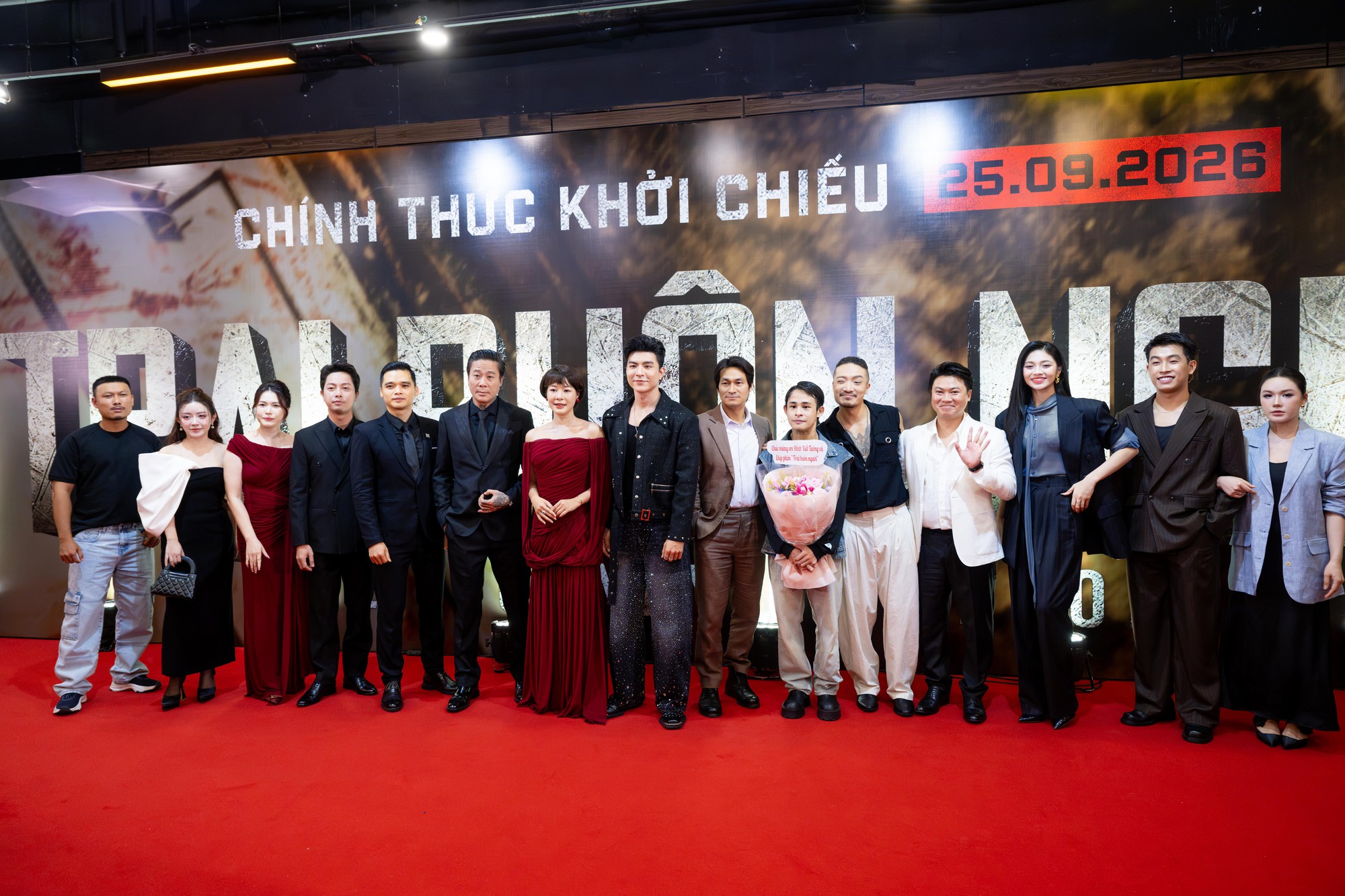 Đoàn Văn Hậu - Doãn Hải My lộ diện sau ồn ào, đẹp nức nở dùng kính lúp soi cũng không ra khuyết điểm- Ảnh 8.