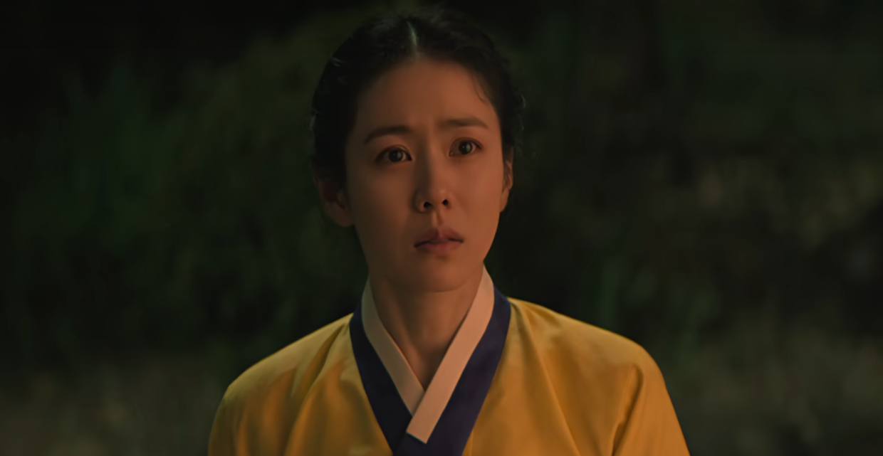 Nhan sắc giả dối của Son Ye Jin - Ảnh 1.