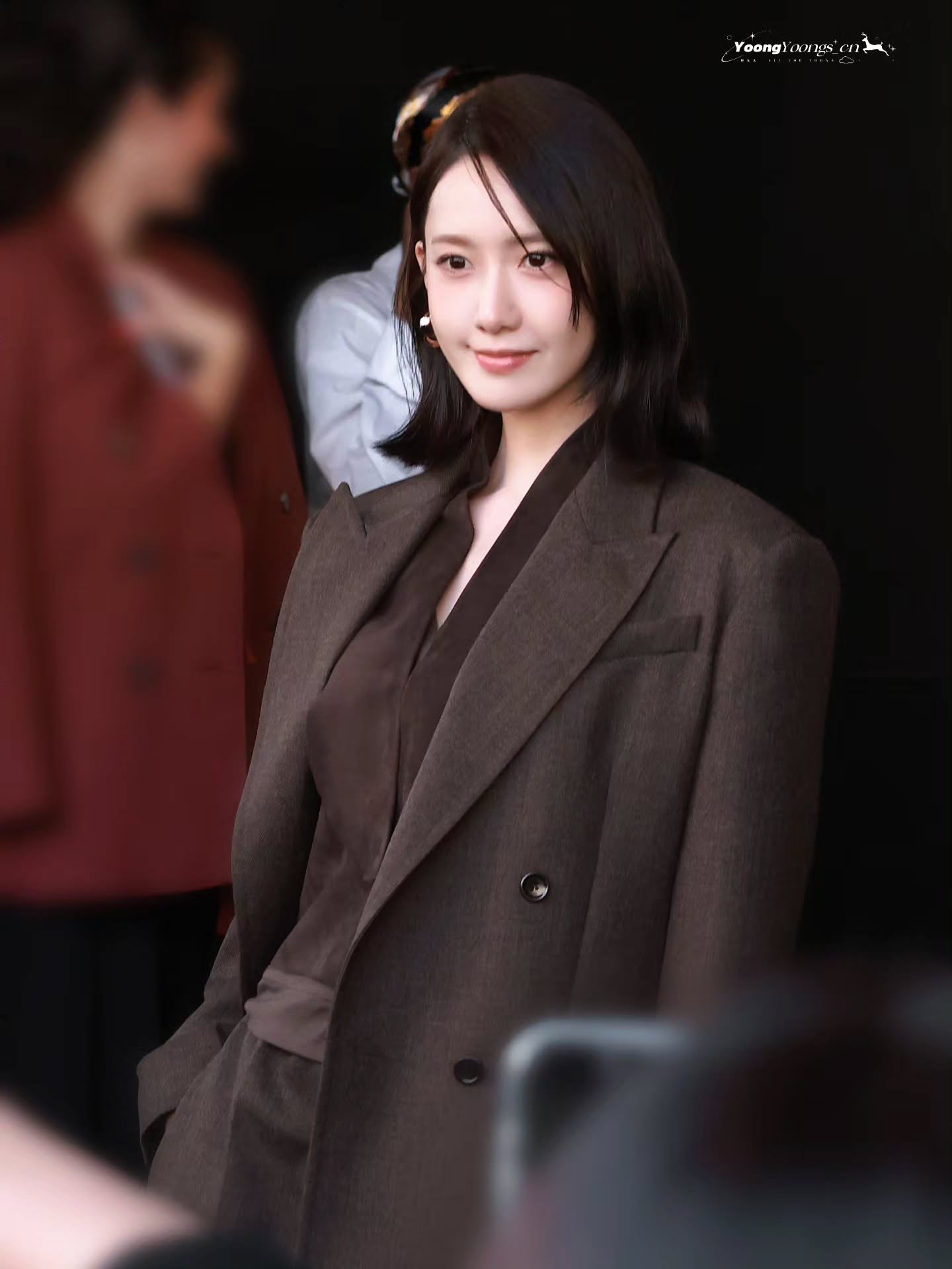 Yoona tổng tài ăn đứt Yoona bánh bèo, cam zoom cận đẹp hết phần thiên hạ- Ảnh 1.