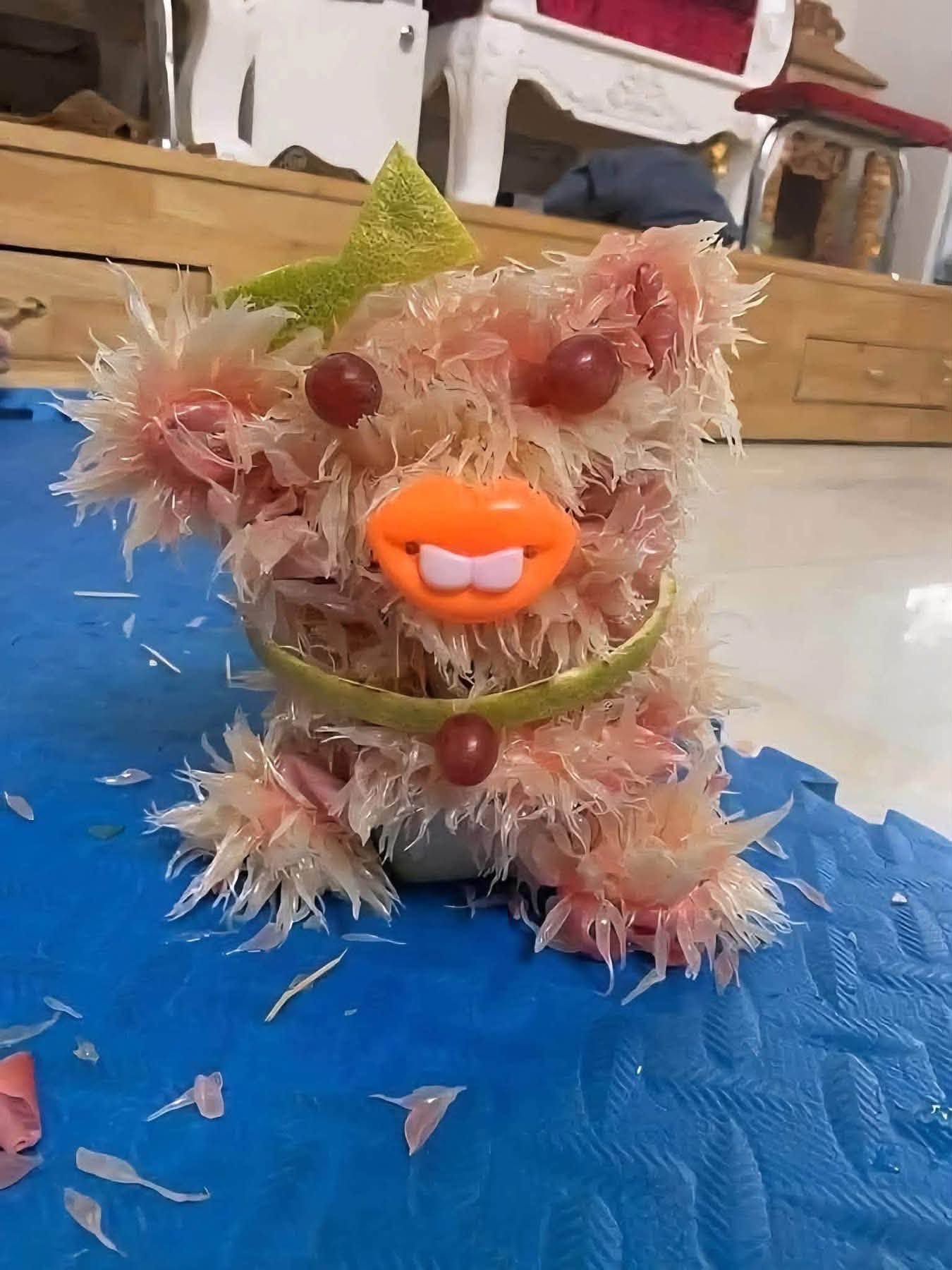 Loạt m&acirc;m cỗ Trung thu nh&igrave;n cứ tưởng &ldquo;Halloween năm nay đến sớm&rdquo; - Ảnh 12.