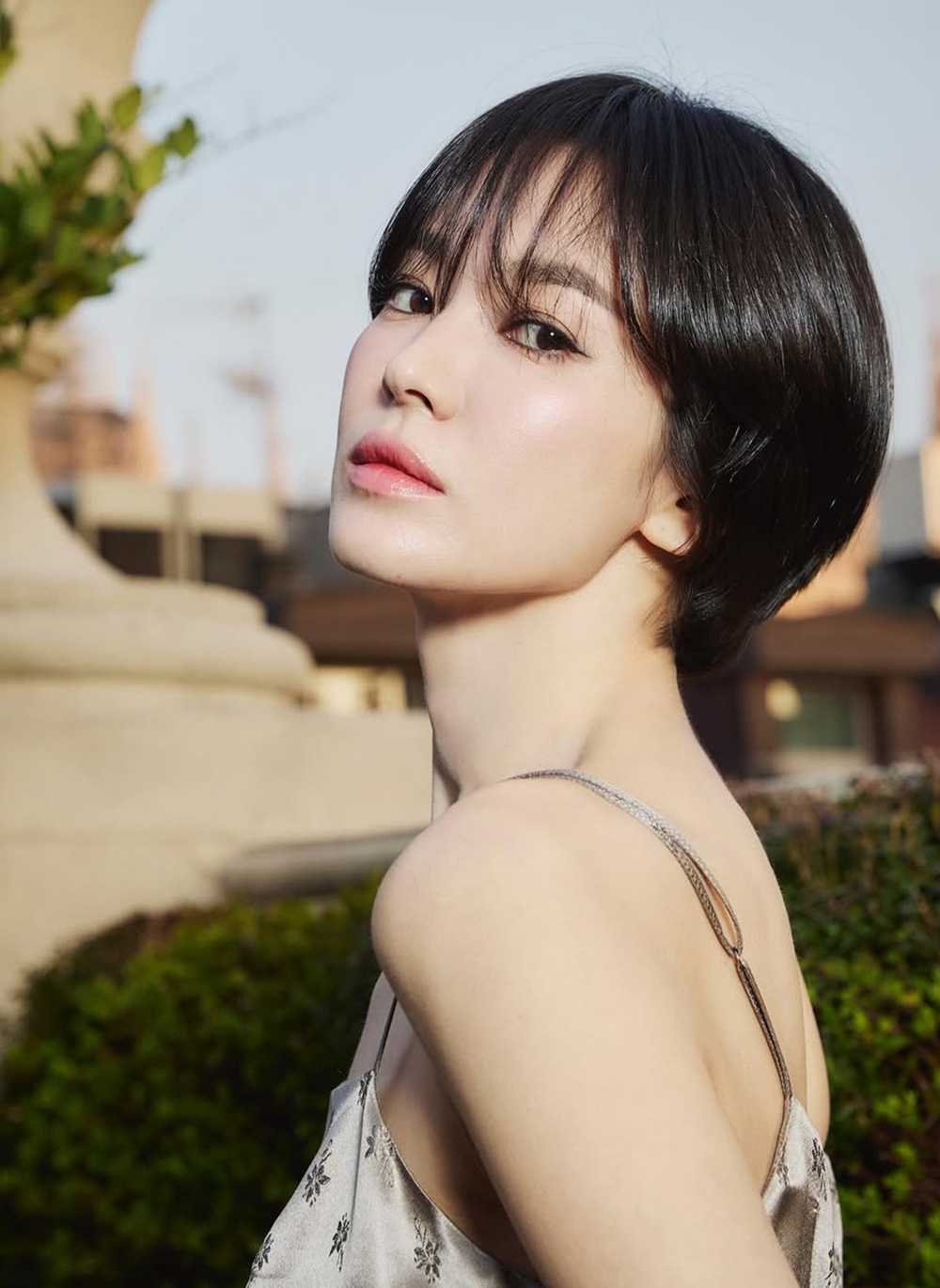 Bộ phim khiến Song Hye Kyo kh&ocirc;ng d&aacute;m ra đường- Ảnh 6.