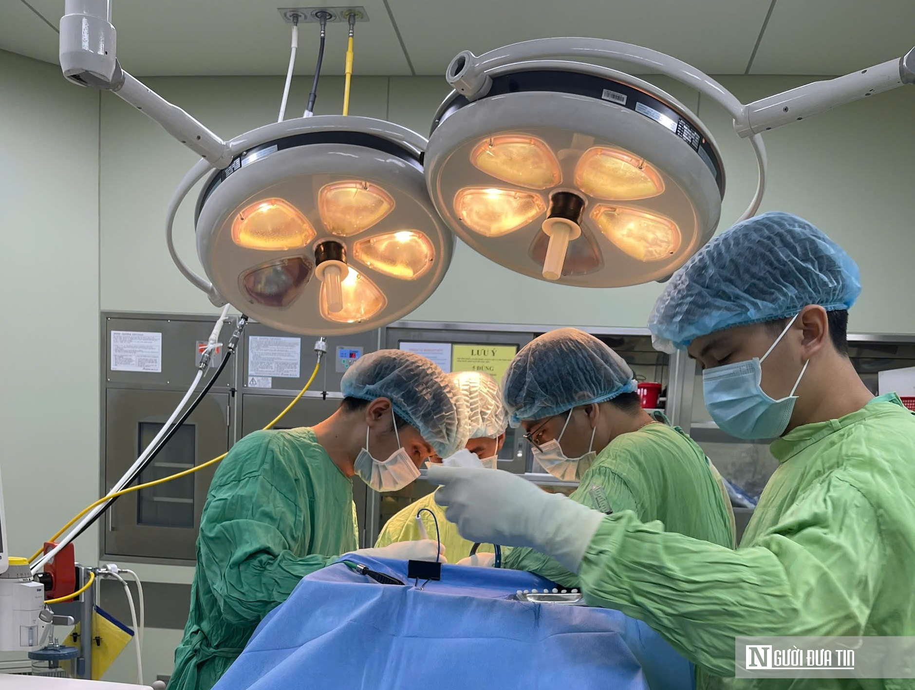 Chuyện về một ca mổ kh&oacute;- Ảnh 1.