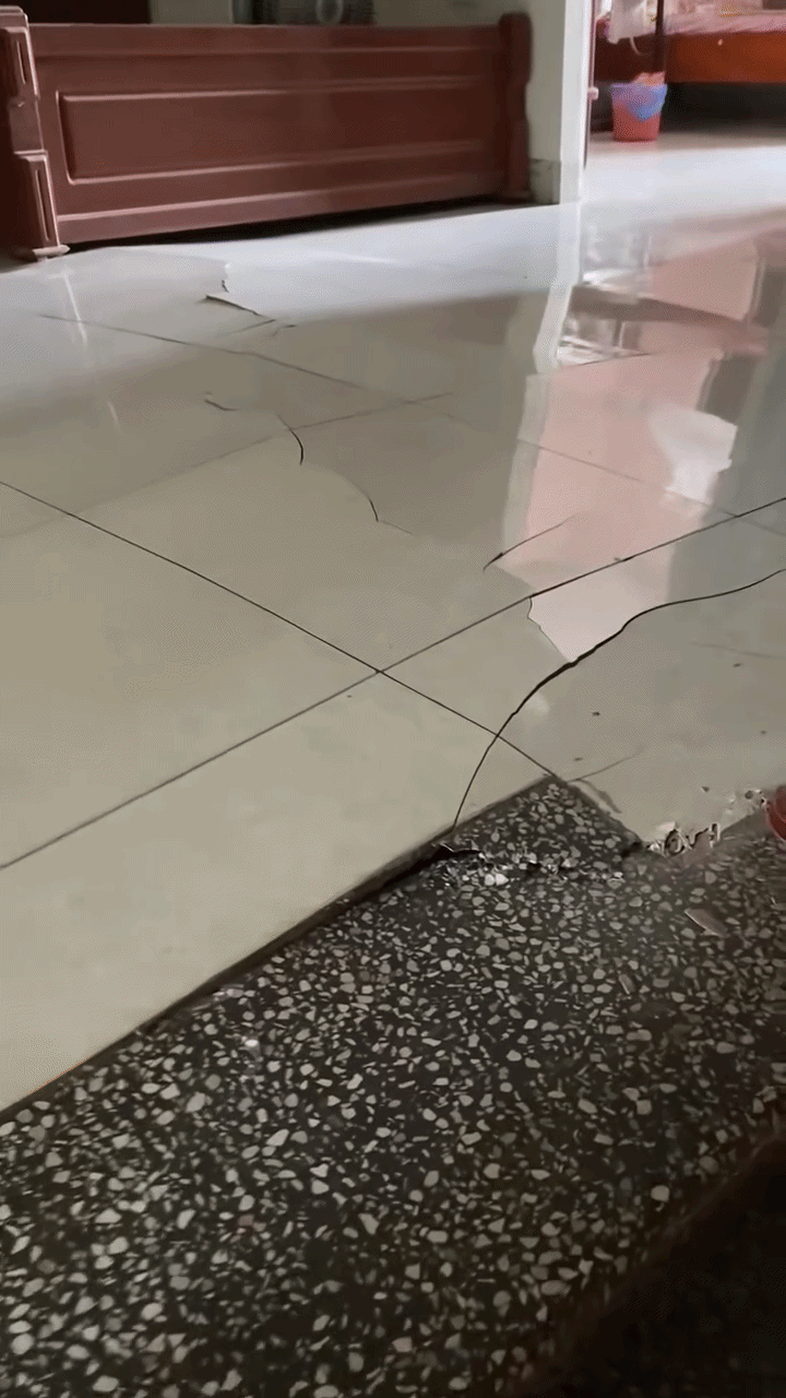 Lời khuyên cho những gia đình có gạch lát nền bị phồng rộp, nứt vỡ - Ảnh 2.