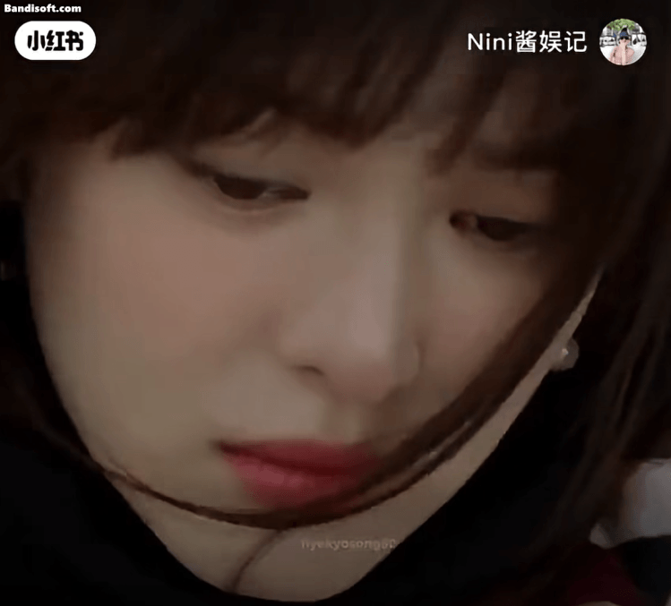 Bộ phim khiến Song Hye Kyo kh&ocirc;ng d&aacute;m ra đường- Ảnh 1.