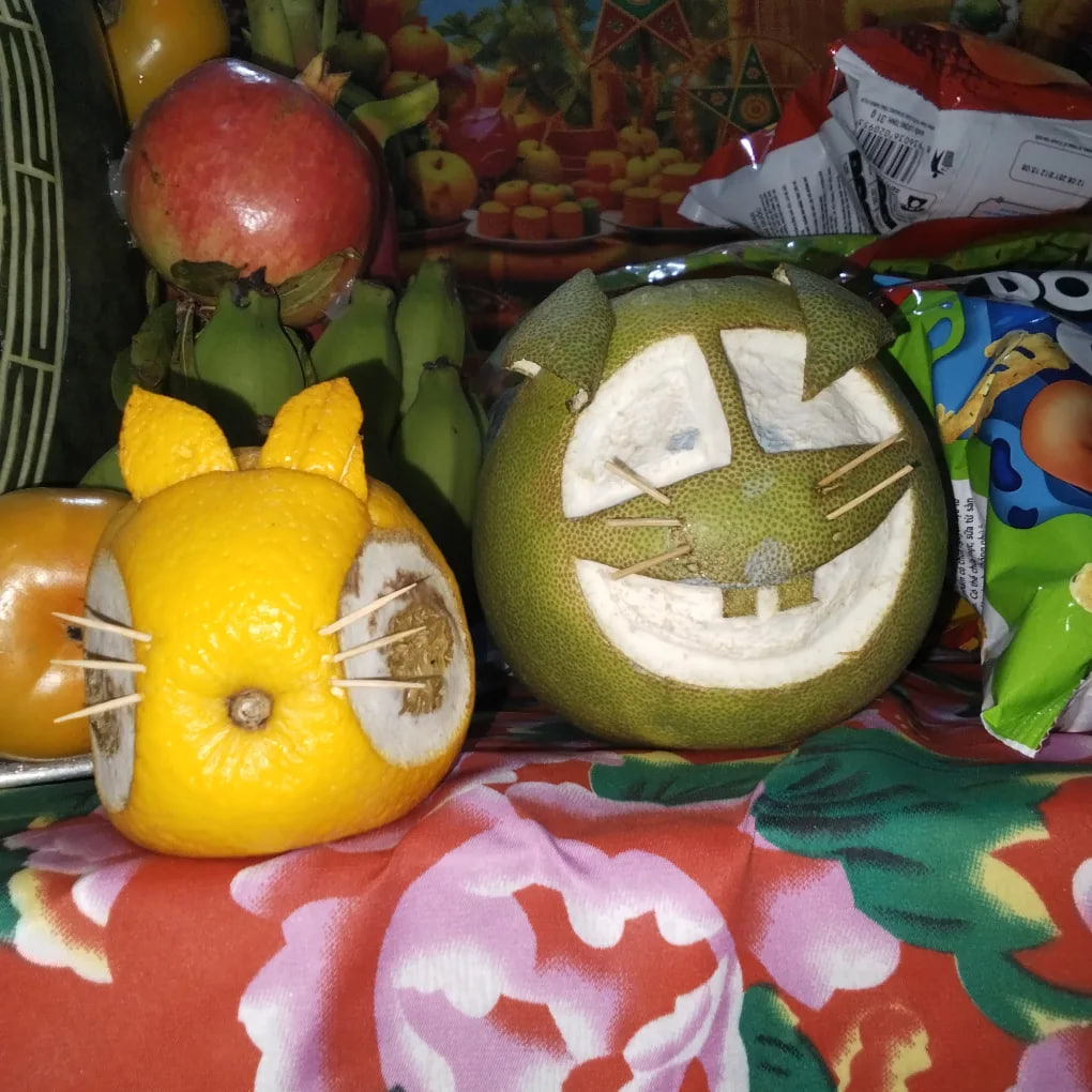 Loạt m&acirc;m cỗ Trung thu nh&igrave;n cứ tưởng &ldquo;Halloween năm nay đến sớm&rdquo; - Ảnh 4.