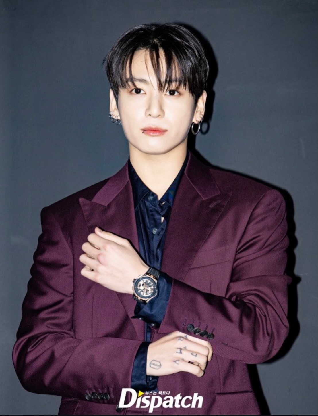 Jungkook nảy nở sau 1 năm- Ảnh 8.
