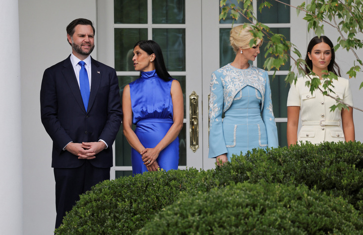 V&igrave; sao ch&aacute;u g&aacute;i &ocirc;ng Trump g&acirc;y ch&uacute; &yacute; tại sự kiện đ&oacute;n &ocirc;ng Tập?- Ảnh 1.