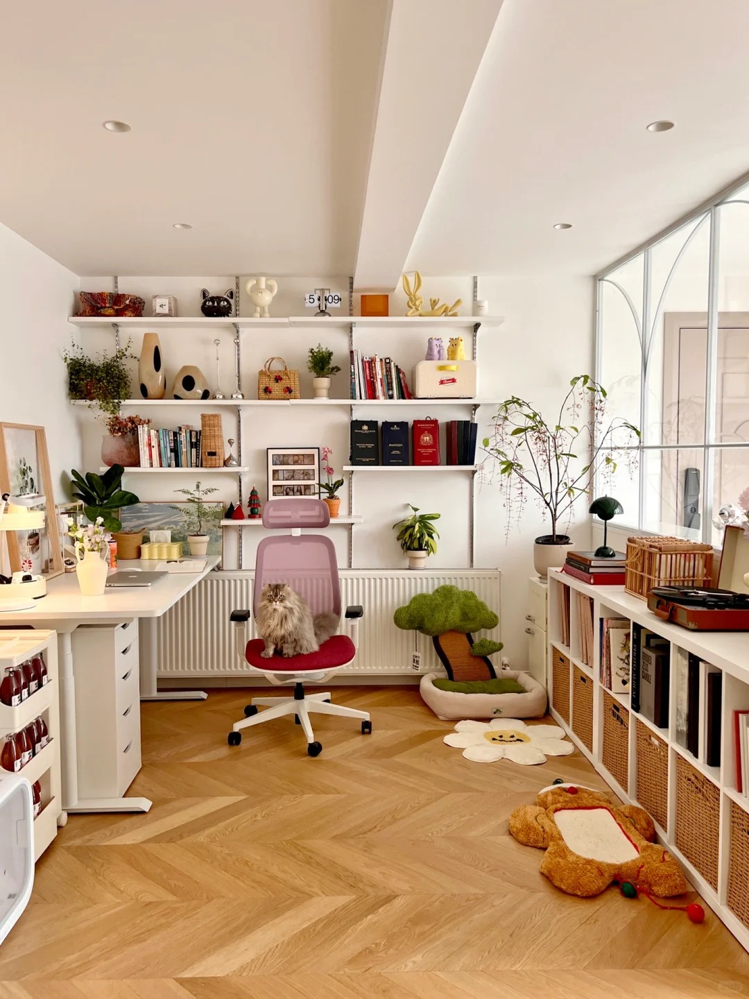 36 tuổi, độc th&acirc;n v&agrave; sống một m&igrave;nh trong căn hộ 150m&sup2;: Ng&ocirc;i nh&agrave; khiến nhiều người nhận ra ở một m&igrave;nh vẫn c&oacute; thể rất đủ đầy- Ảnh 7.