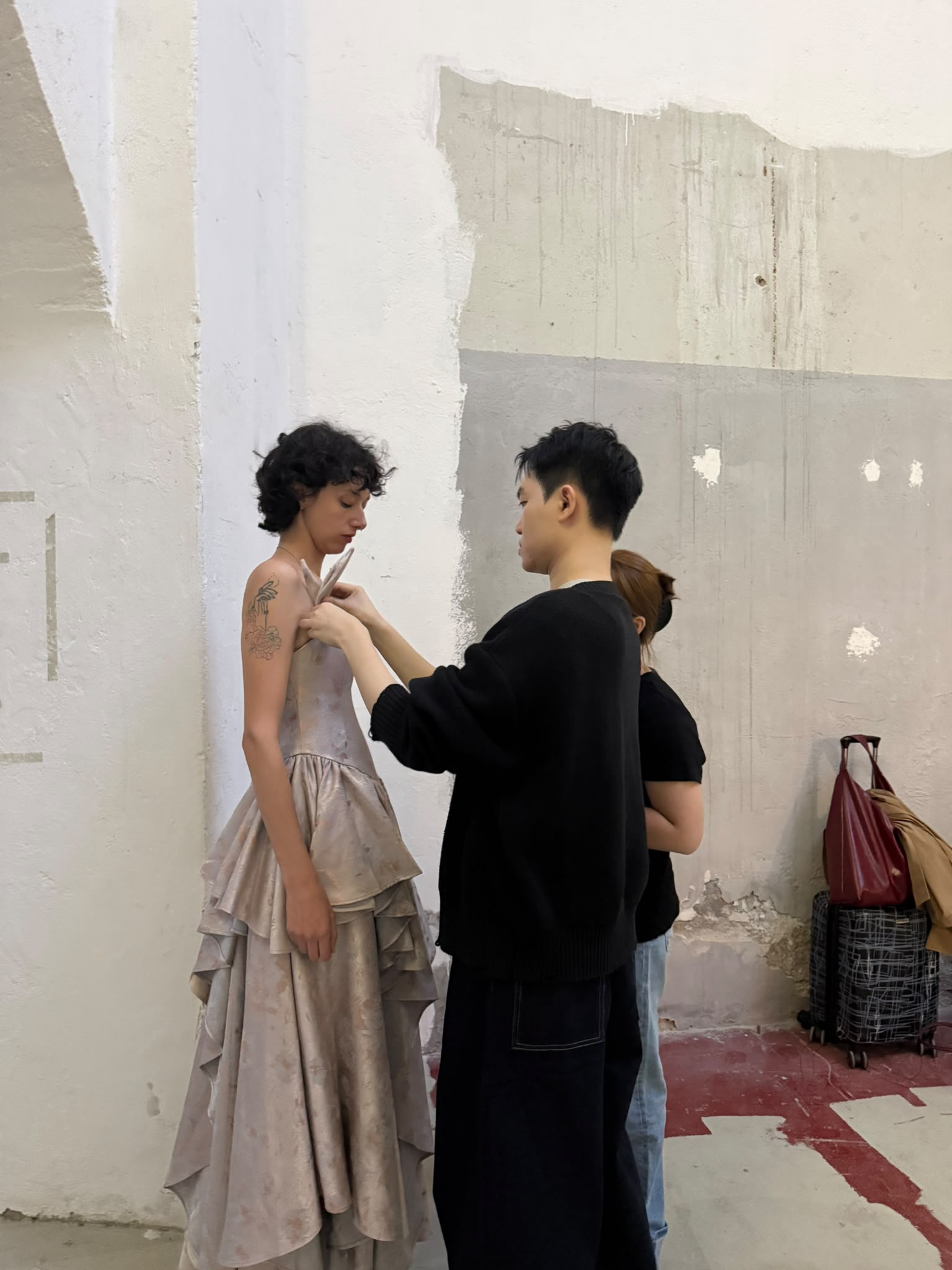 NTK trẻ Phan Đăng Ho&agrave;ng "xuất khẩu Tấm C&aacute;m&rdquo; đến Milan Fashion Week- Ảnh 2.