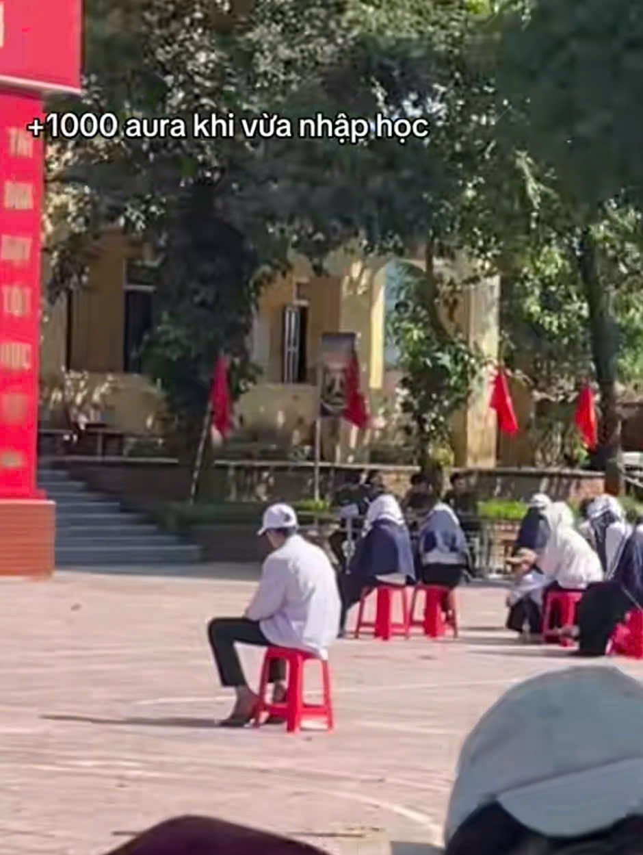 &ldquo;B&aacute; kh&iacute;&rdquo;, &ldquo;aura farming&rdquo; phủ s&oacute;ng MXH: Cả c&otilde;i mạng thi nhau c&agrave;y thần th&aacute;i, lập hẳn &ldquo;s&agrave;n đấu h&agrave;o quang&rdquo;- Ảnh 8.
