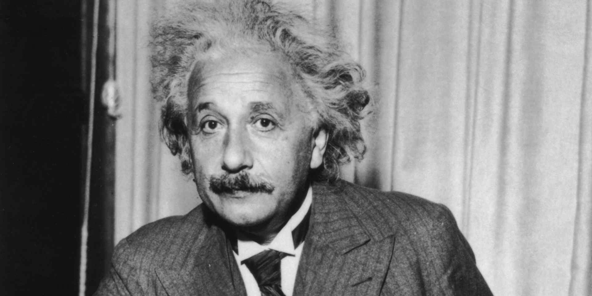 Thu nhập của Albert Einstein - Ảnh 3.