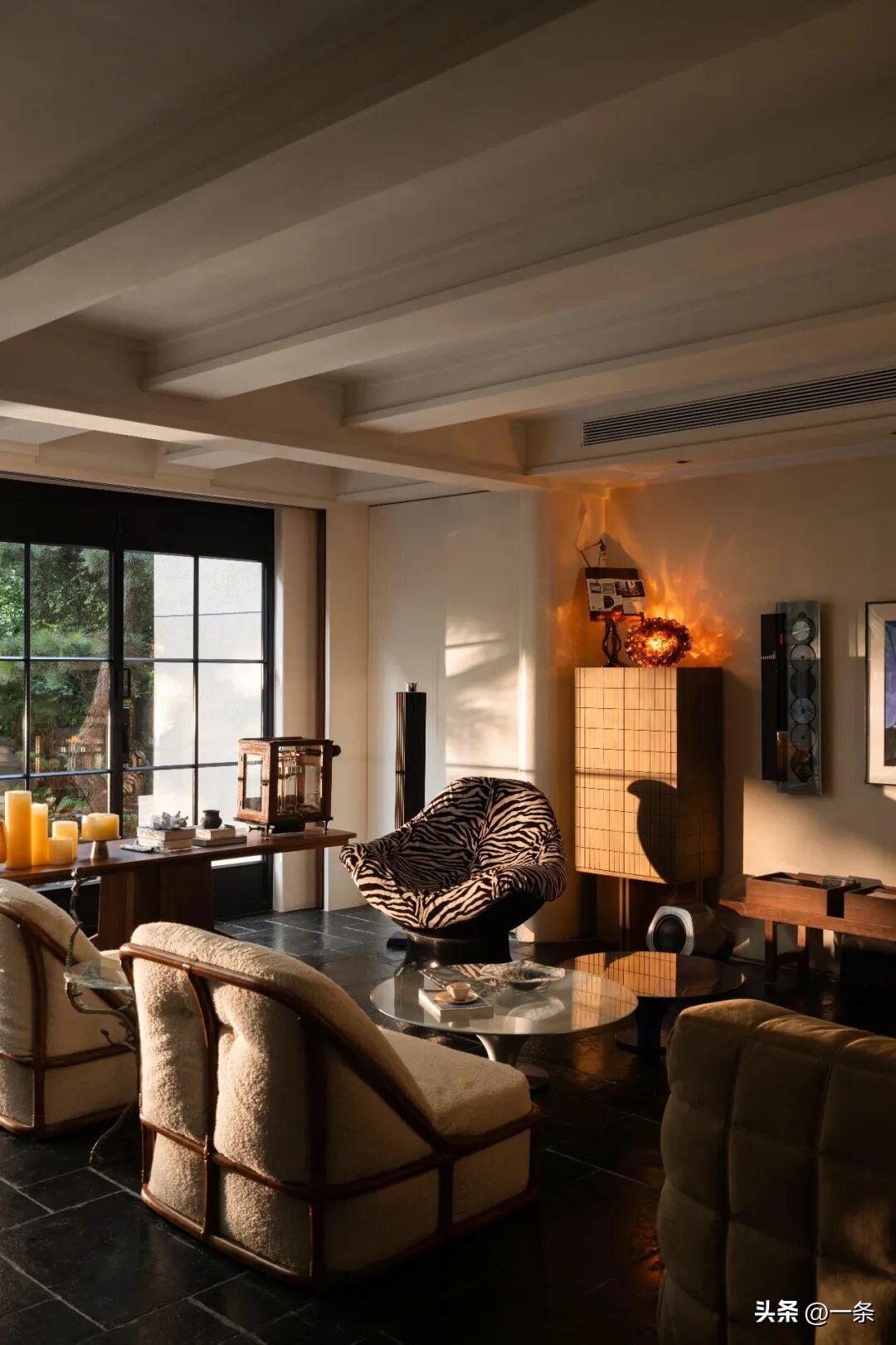 Sau khi gi&aacute; nh&agrave; giảm mạnh, cặp vợ chồng quyết định kh&ocirc;ng b&aacute;n nữa: Họ biến căn nh&agrave; 300m&sup2; th&agrave;nh &ldquo;bước đệm&rdquo; cho tuổi 40- Ảnh 9.