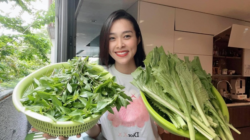 Mỹ nh&acirc;n Việt 33 tuổi l&agrave;m mẹ đơn th&acirc;n, sống c&ugrave;ng con trai trong ng&ocirc;i nh&agrave; phố 100m&sup2;- Ảnh 4.