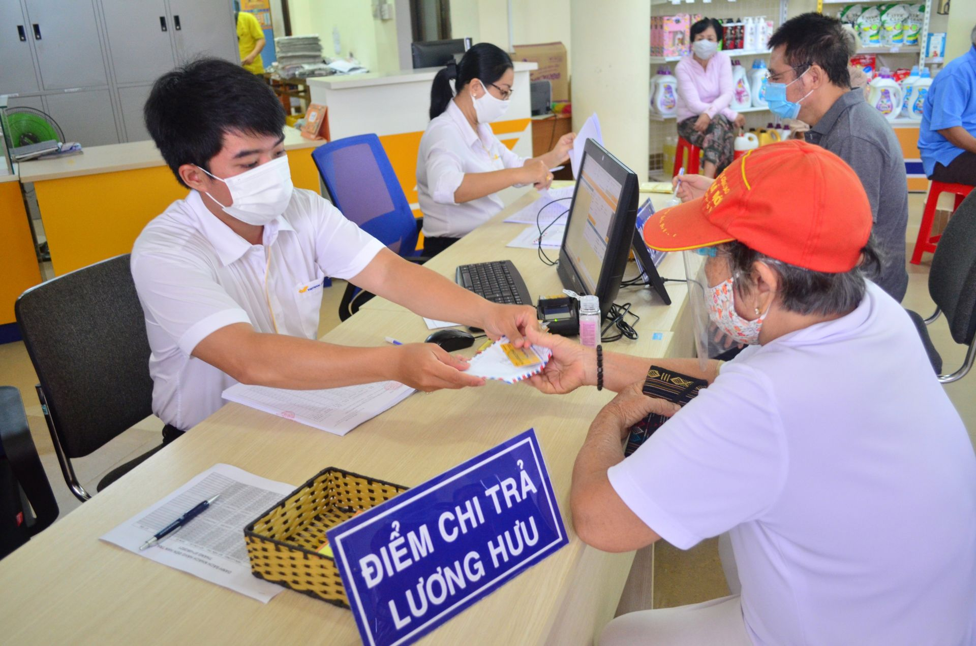 Đ&oacute;ng Bảo hiểm x&atilde; hội bao nhi&ecirc;u năm để được nhận lương hưu mức tối đa? Đ&acirc;y l&agrave; c&aacute;ch t&iacute;nh- Ảnh 4.