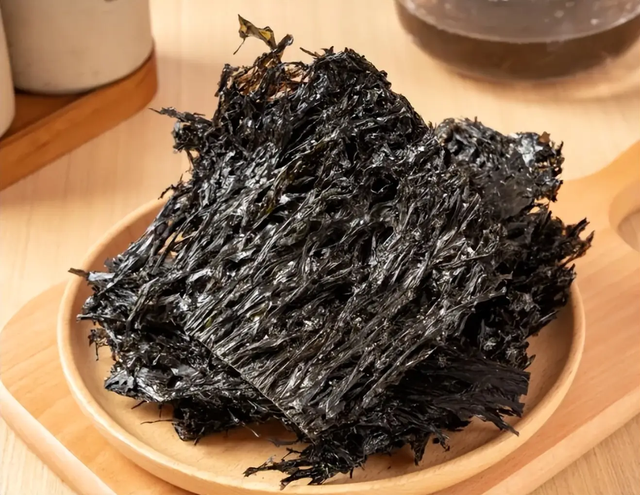Lời khuyên cho những người bị bệnh gút: Ăn chay, bỏ thịt hải sản nhưng acid uric vẫn cao, người bị gút cần biết một điều về rau củ- Ảnh 5.