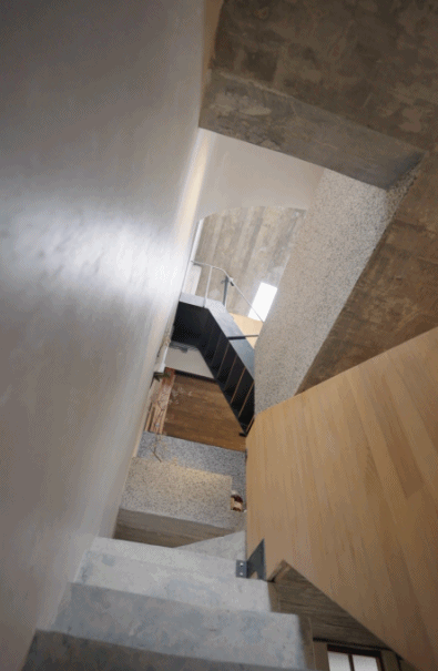 3 anh chị em thừa kế căn nh&agrave; tổ chỉ 44m&sup2;, cải tạo th&agrave;nh nơi đủ rộng để 3 thế hệ c&oacute; thể c&ugrave;ng chung sống- Ảnh 10.