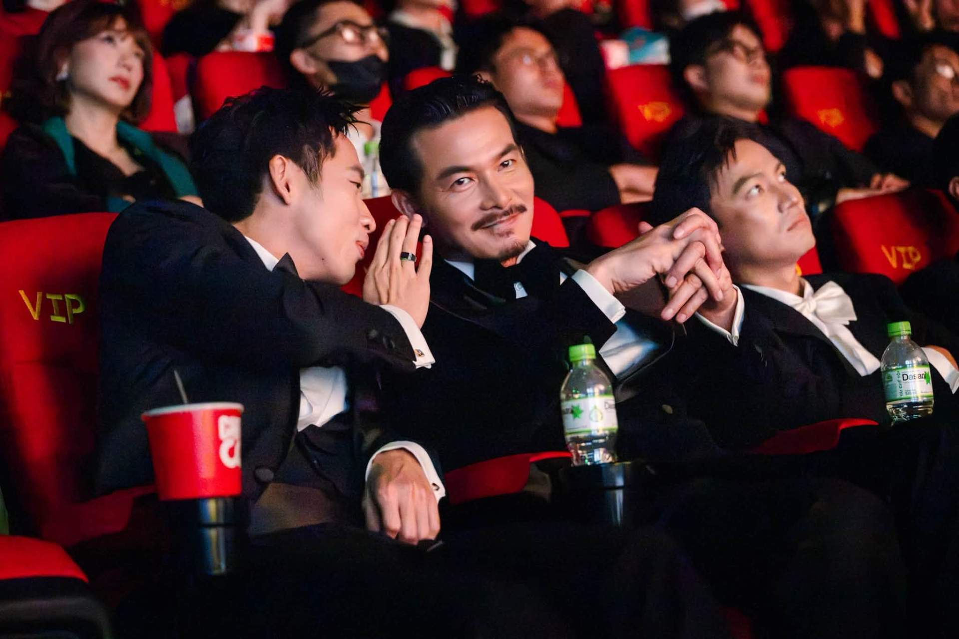 Nam diễn vi&ecirc;n Việt đ&oacute;ng phim tranh giải Oscar, m&agrave;n trở lại hậu vỡ nợ 20 tỷ- Ảnh 3.