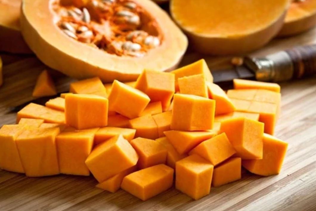 Loại quả quen thuộc rất tốt cho n&atilde;o bộ, ở chợ gi&aacute; rẻ b&egrave;o - Ảnh 1.