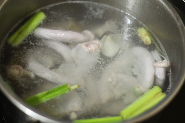 Lời khuy&ecirc;n d&agrave;nh cho những người th&iacute;ch ăn l&ograve;ng lợn- Ảnh 2.