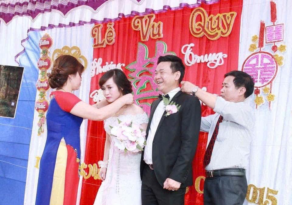 Bố mẹ vợ ở Hưng Y&ecirc;n từng &ldquo;cực gh&eacute;t&rdquo; con rể, phải cắm sổ đỏ trả nợ gi&uacute;p, bất ngờ cuộc sống sau 12 năm- Ảnh 3.