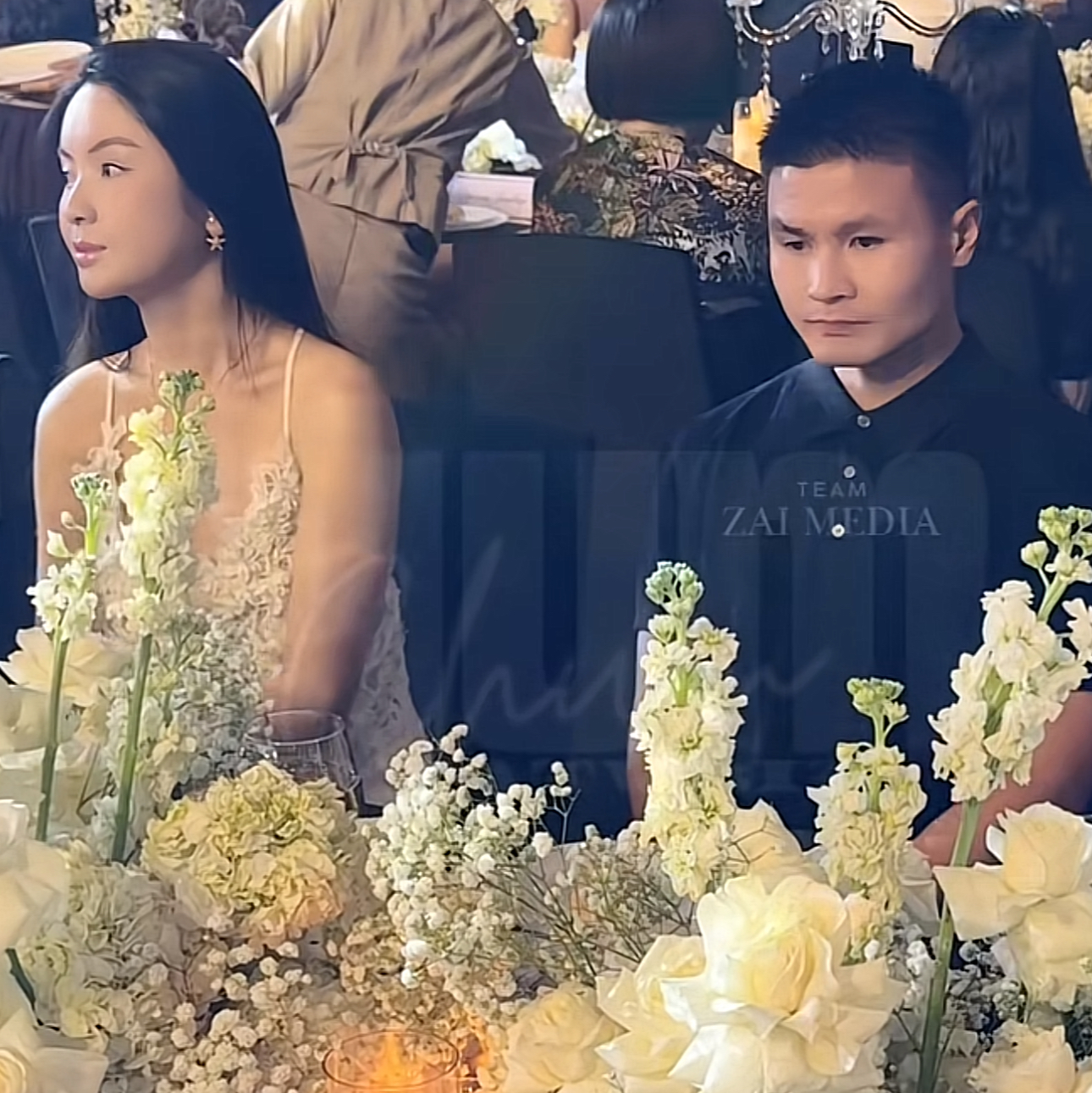 Chu Thanh Huyền l&ecirc;n đồ xinh đẹp s&aacute;nh đ&ocirc;i c&ugrave;ng Quang Hải  - Ảnh 3.